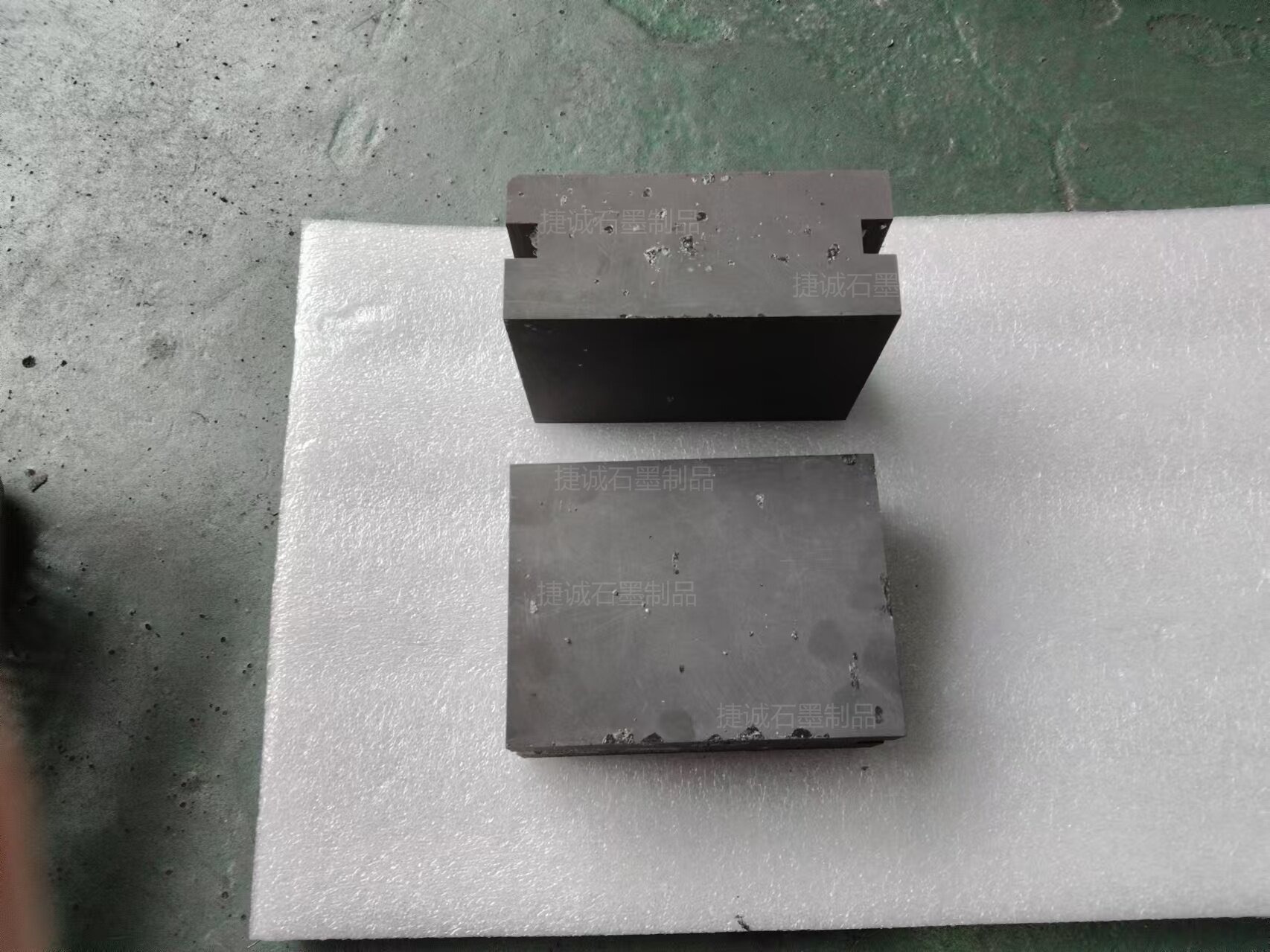 高分子扩散焊机石墨电极块，软连接石墨块，抗氧化石墨块，扩散焊治具，极柱焊接石墨块，高分子扩散焊机石墨块，软连接石墨块生产厂家