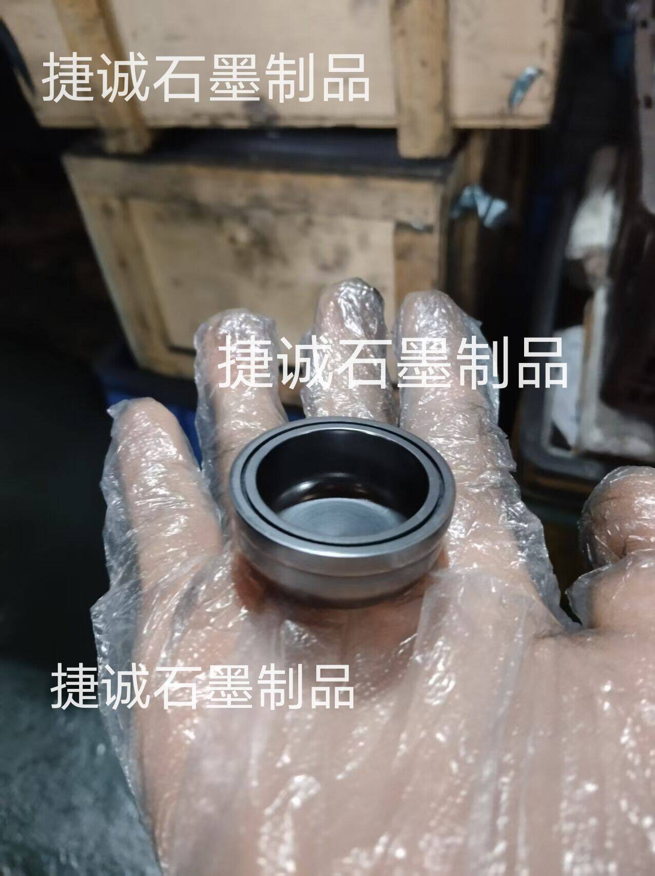 石墨坩埚，熔金石墨坩埚，石墨匣钵坩埚，等静压石墨坩埚，高纯石墨坩埚，石墨坩埚加工，高精密石墨坩埚，石墨坩埚生产厂家