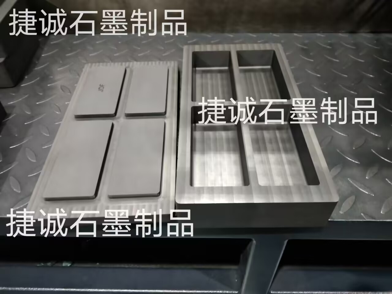 石墨油槽，高温金属倒模槽，高纯度石墨油槽，多槽石墨油槽石墨模具石墨坩埚，四件套多槽石墨油槽，铸锭石墨模具，石墨油槽加工，石墨油槽生产厂家