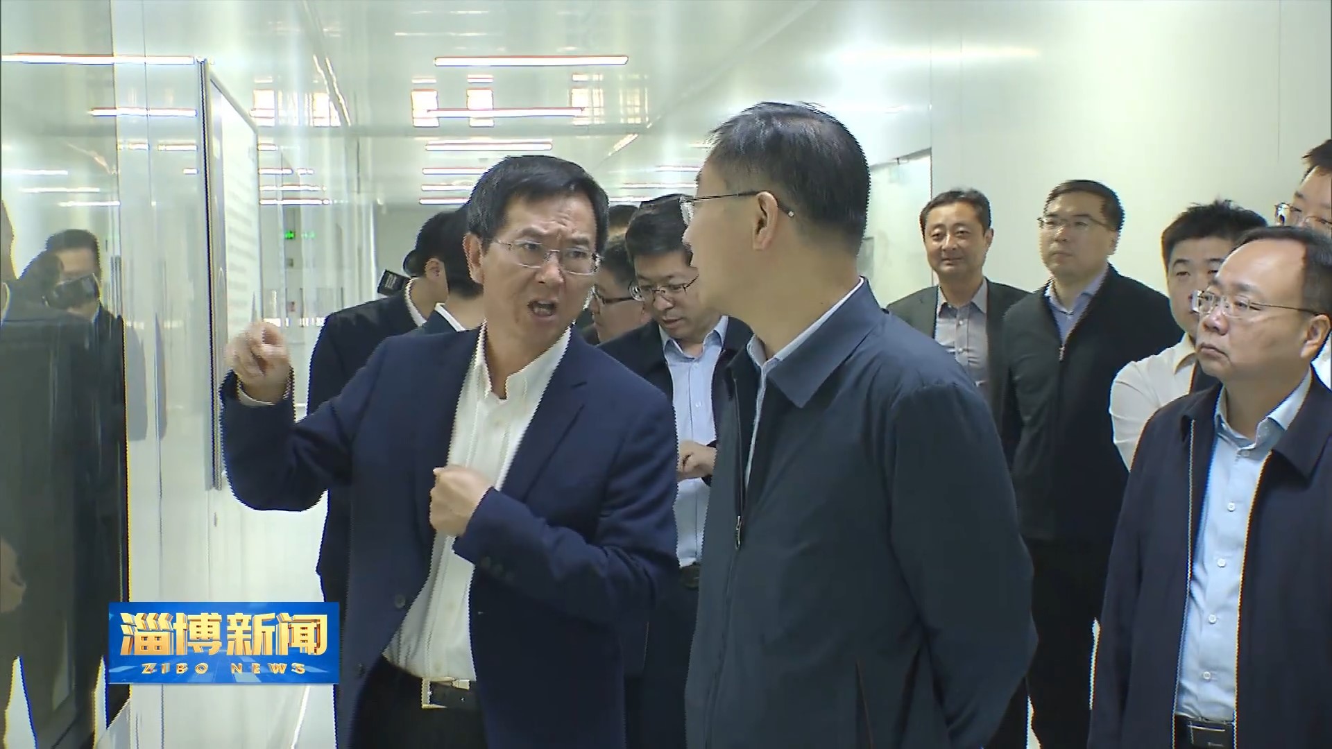 中共淄博市委书记马晓磊到新恒汇电子调研2.jpg 中共淄博市委书记马晓磊到新恒汇电子调研2.jpg